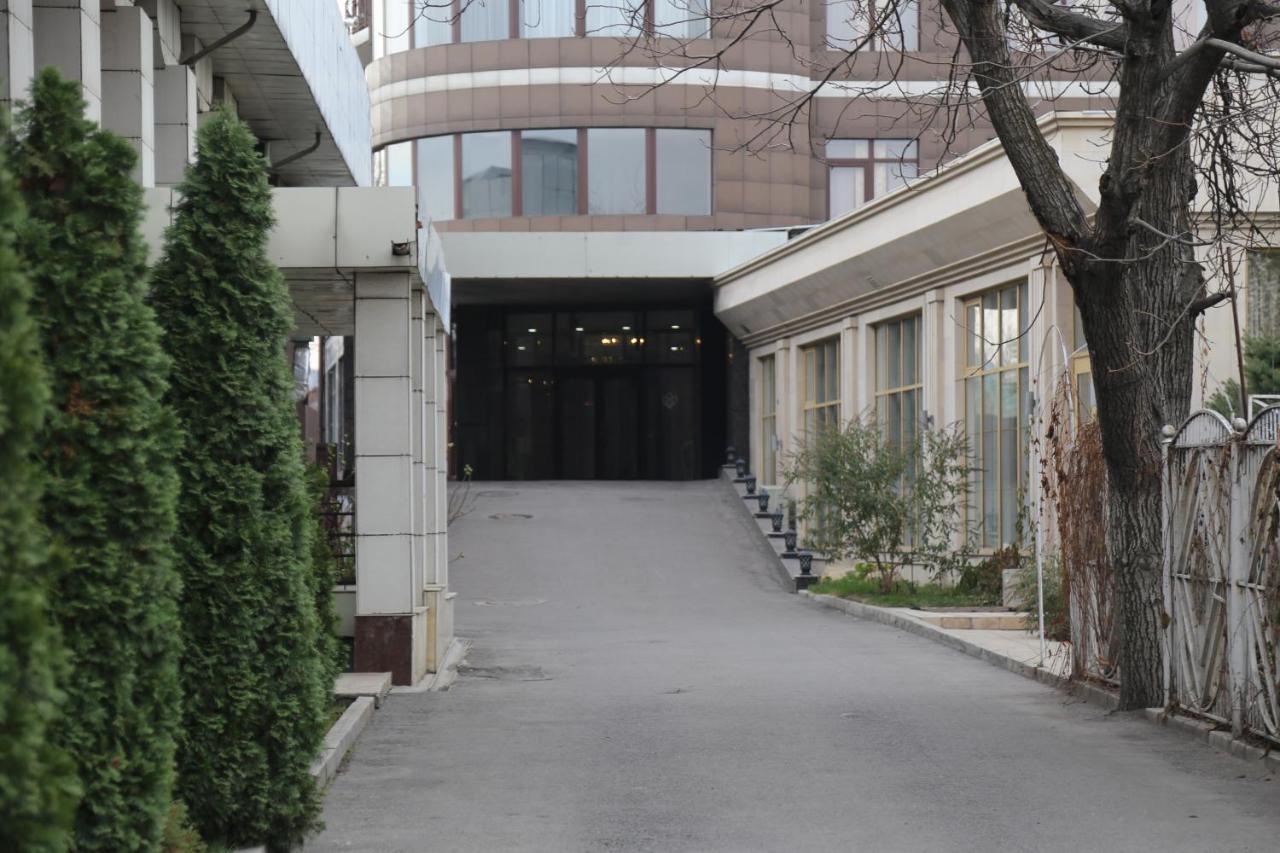 Maryotel Bishkek Exterior foto