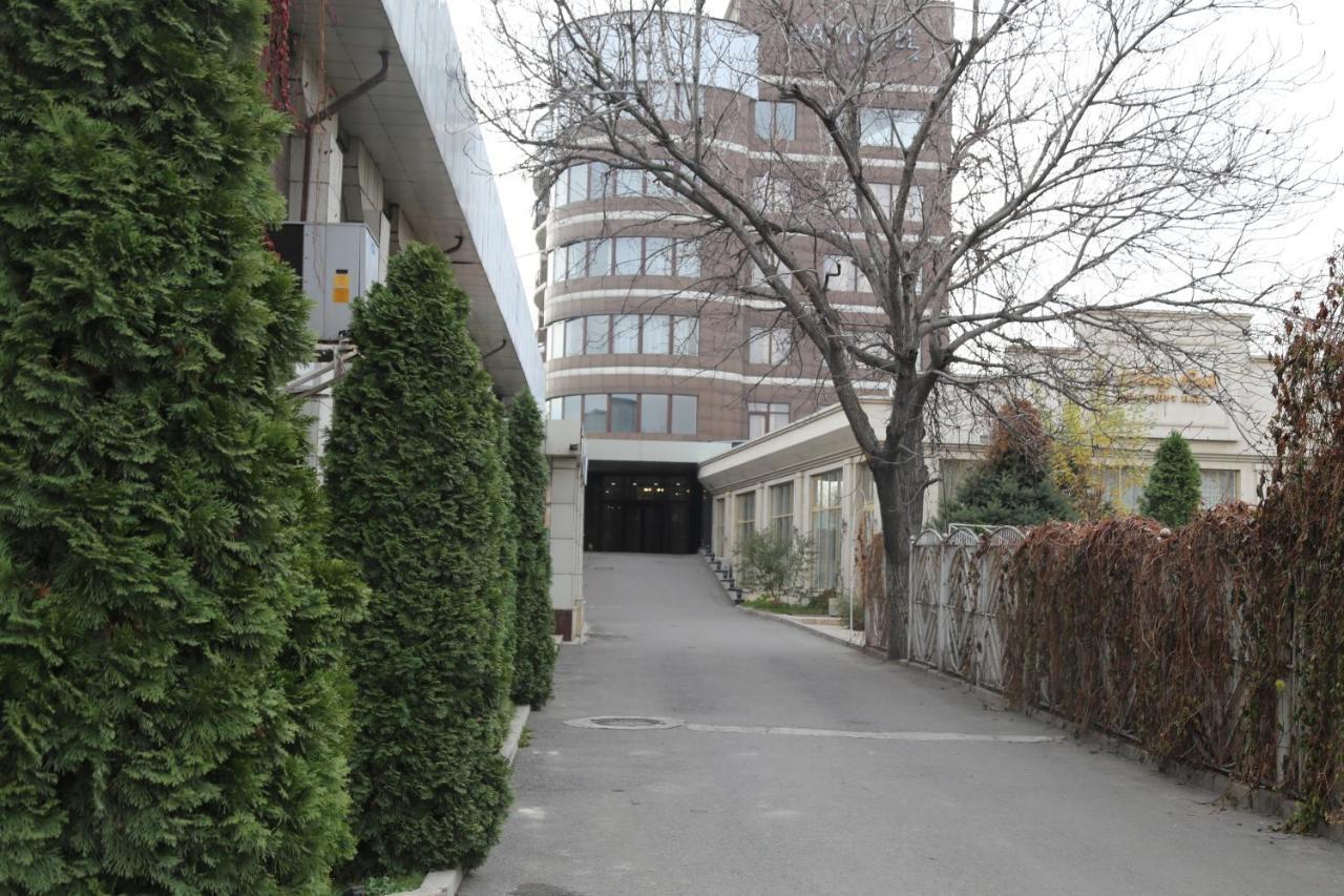 Maryotel Bishkek Exterior foto