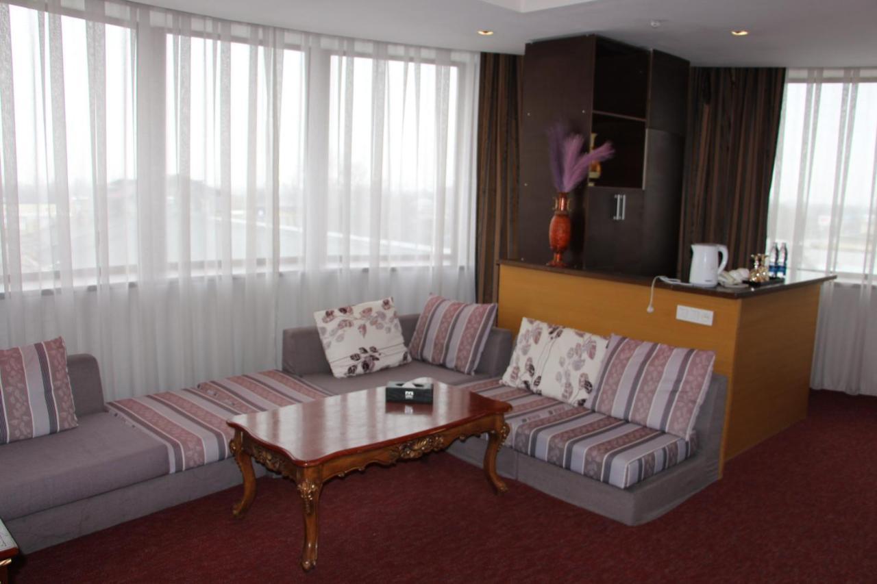Maryotel Bishkek Exterior foto